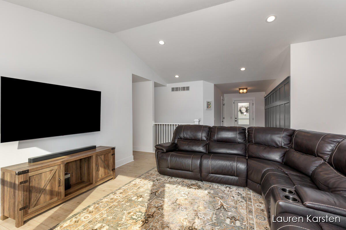 6296 High Queen Court