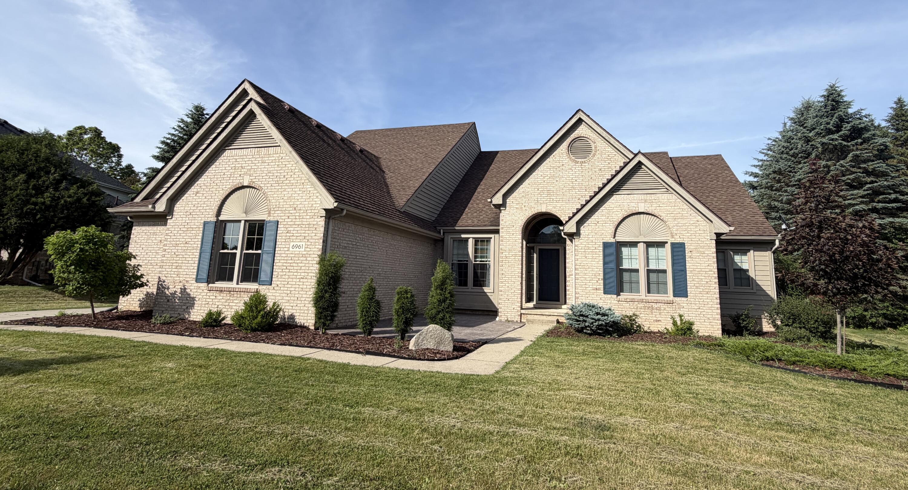 6961 Suncrest Drive
