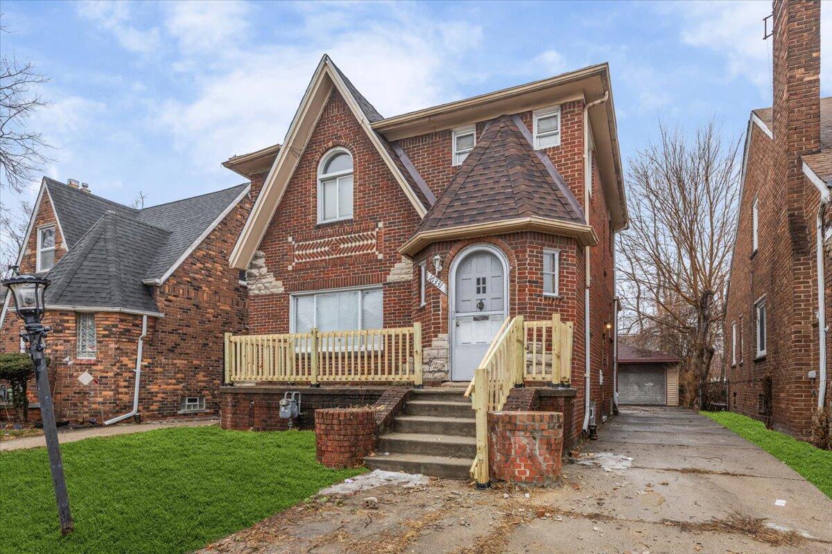 16631 Sorrento Street