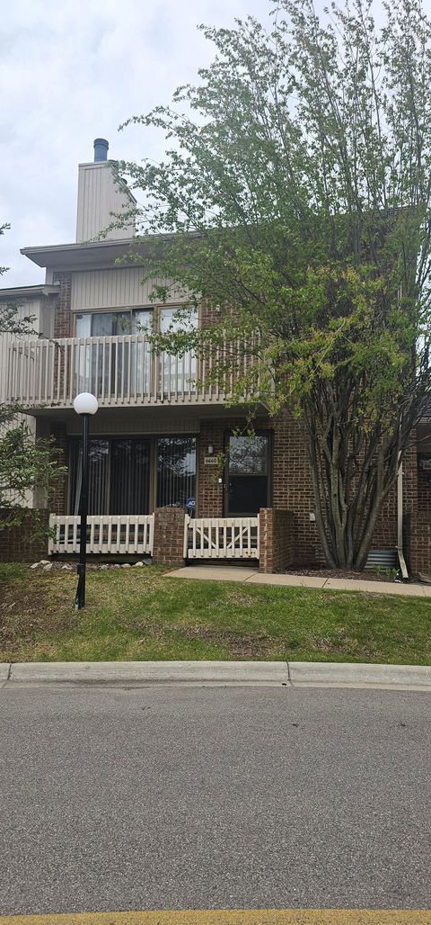 6660 MAPLE LAKES Drive West Bloomfield Charter Township Oakland MI 48322
