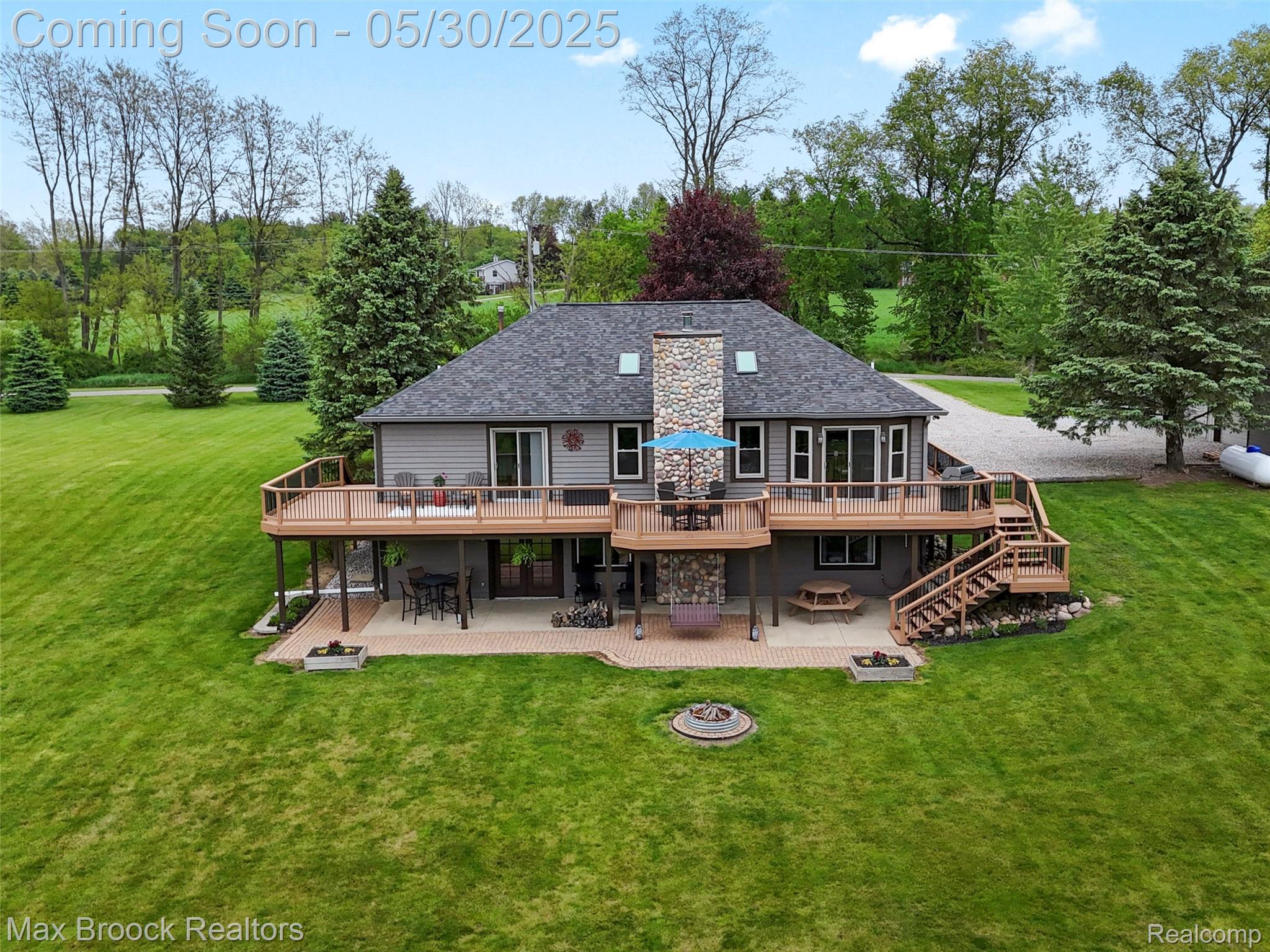 6102 Cherry Ridge Drive