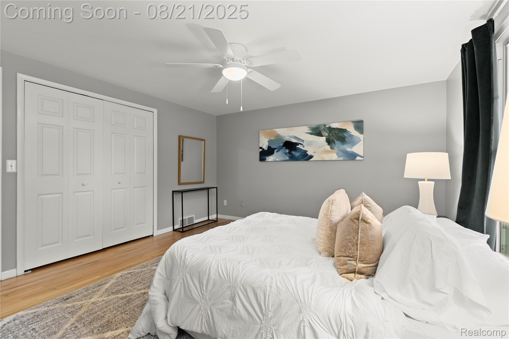 Beverly Hills Village, Michigan 48025, United States, 4 Bedrooms Bedrooms, ,3 BathroomsBathrooms,Residential,Coming Soon,193729