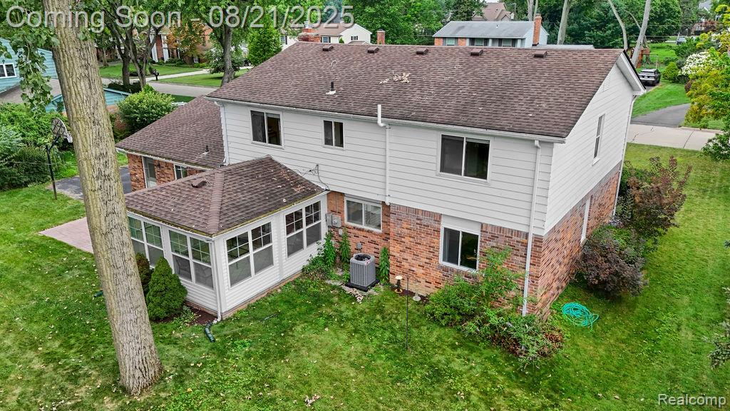 Beverly Hills Village, Michigan 48025, United States, 4 Bedrooms Bedrooms, ,3 BathroomsBathrooms,Residential,Coming Soon,193729