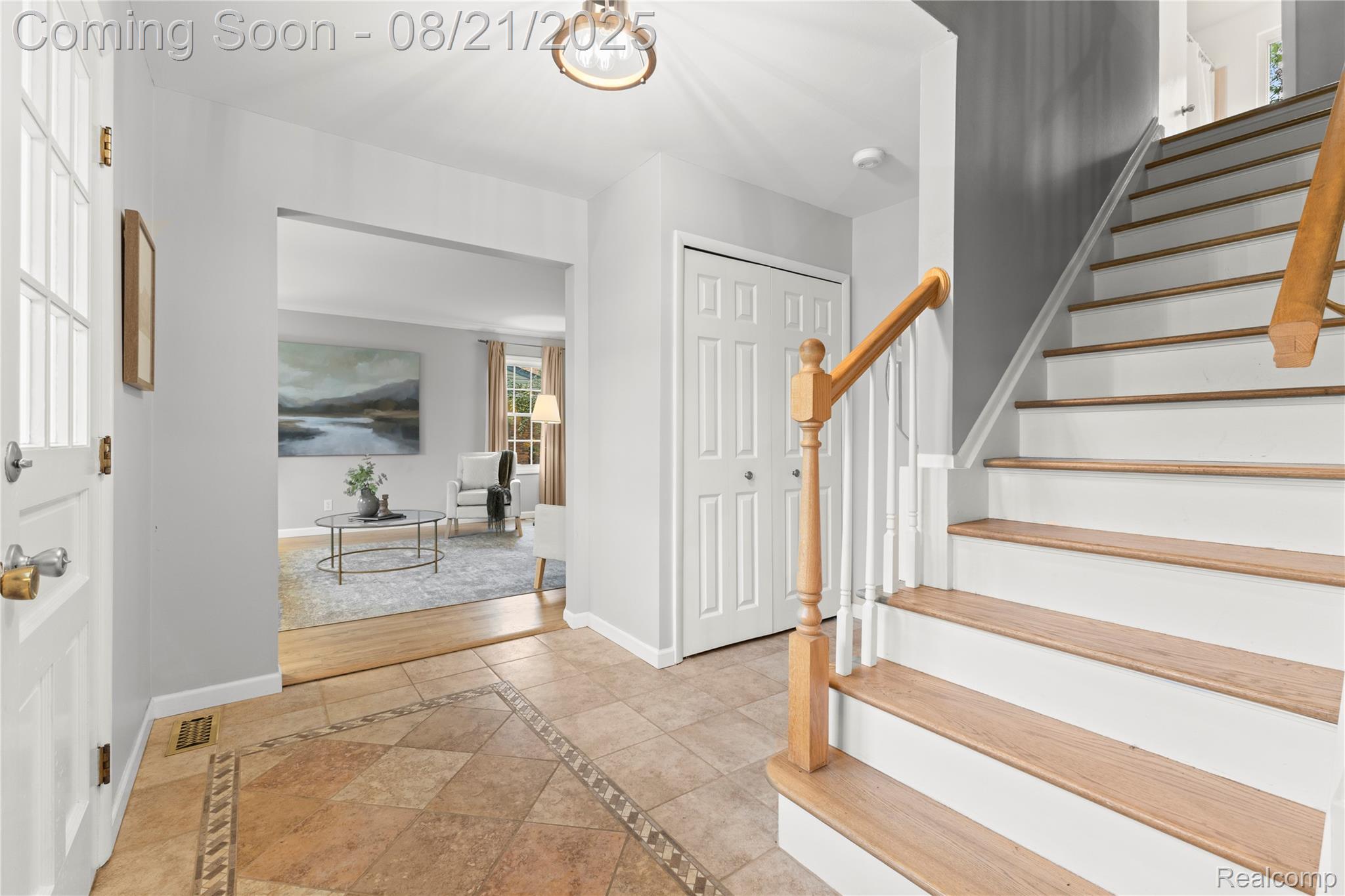 Beverly Hills Village, Michigan 48025, United States, 4 Bedrooms Bedrooms, ,3 BathroomsBathrooms,Residential,Coming Soon,193729