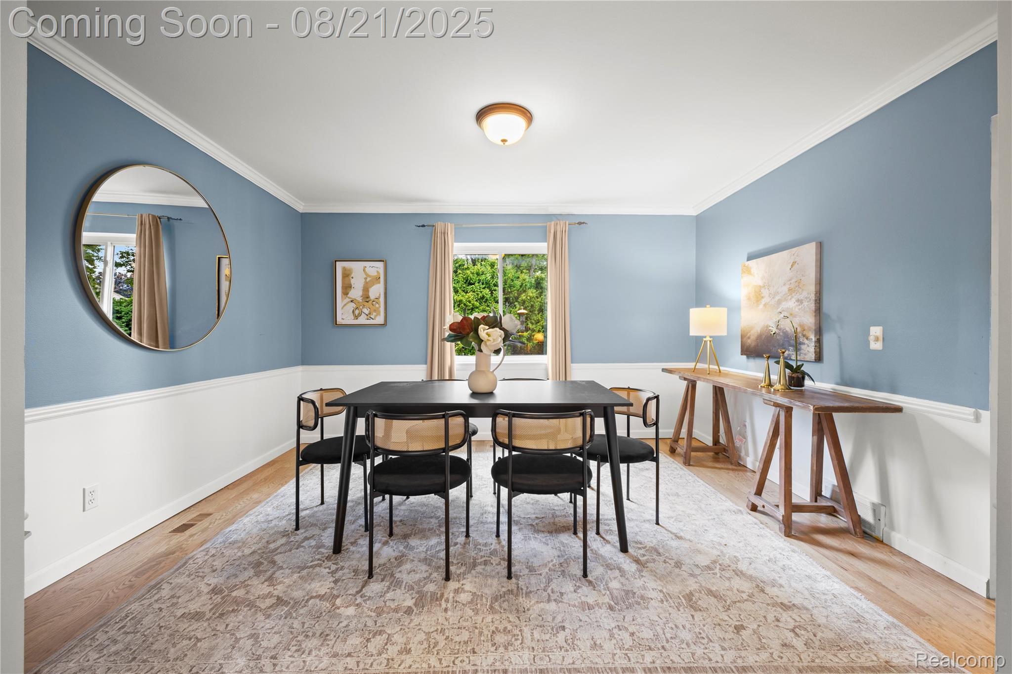 Beverly Hills Village, Michigan 48025, United States, 4 Bedrooms Bedrooms, ,3 BathroomsBathrooms,Residential,Coming Soon,193729