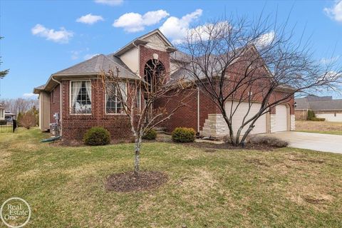Photo of 15833 Kingsway Drive, Macomb Township, MI 48044 (MLS # 58050201578)