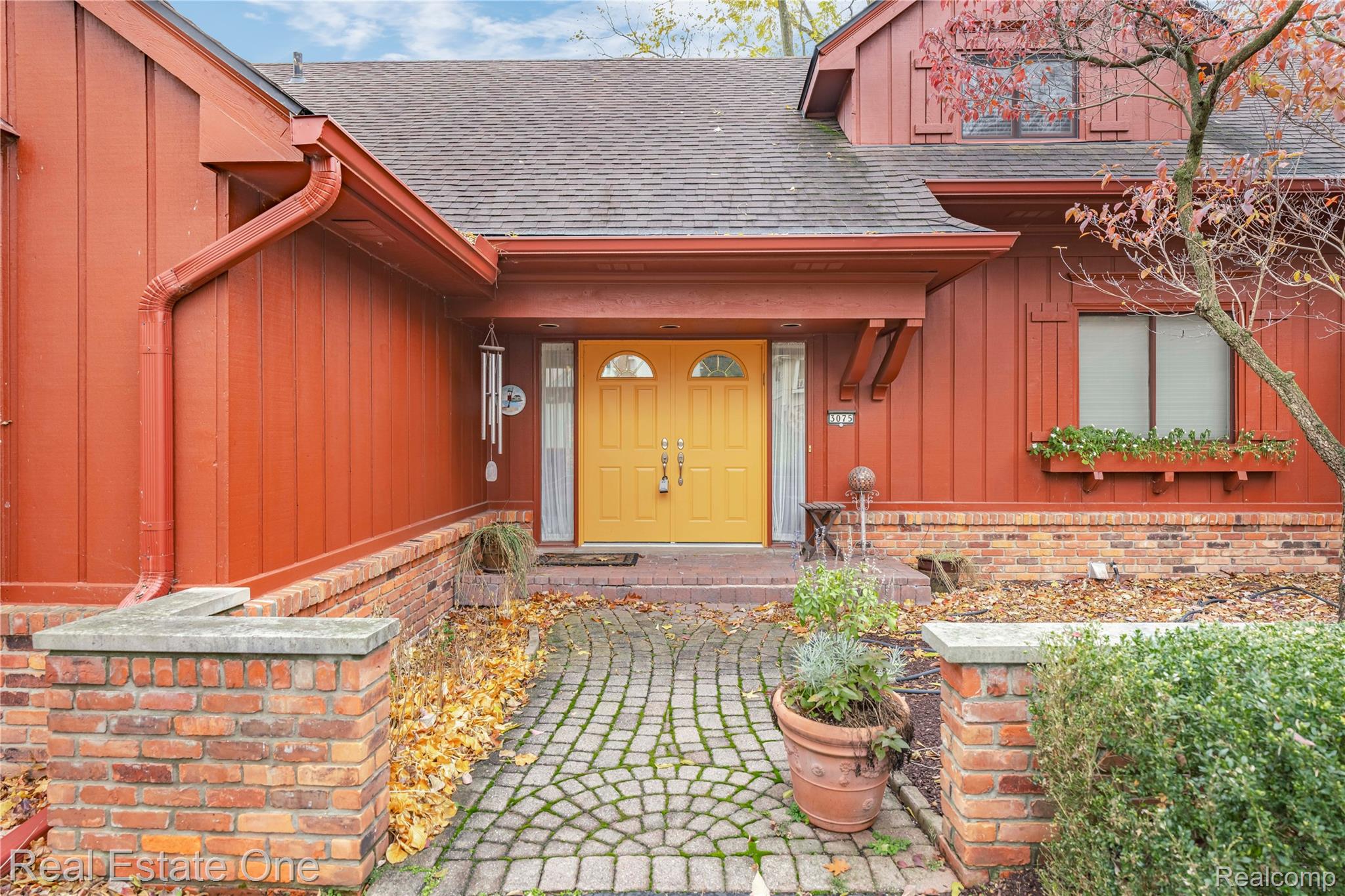 3075 Bloomfield Park Drive