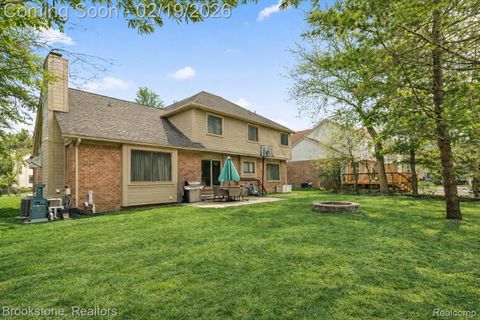 Tiny photo for 3807 Beechcrest, Rochester Hills City, MI 48309 (MLS # 20261010354)