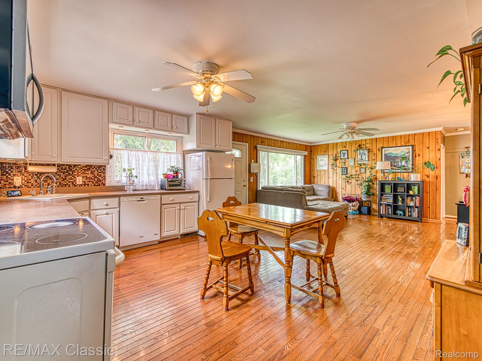 253 Delaware Road