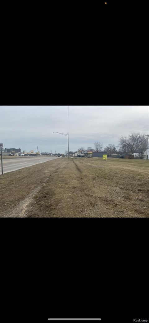 1520 S MERRIMAN Road Westland City MI 48186