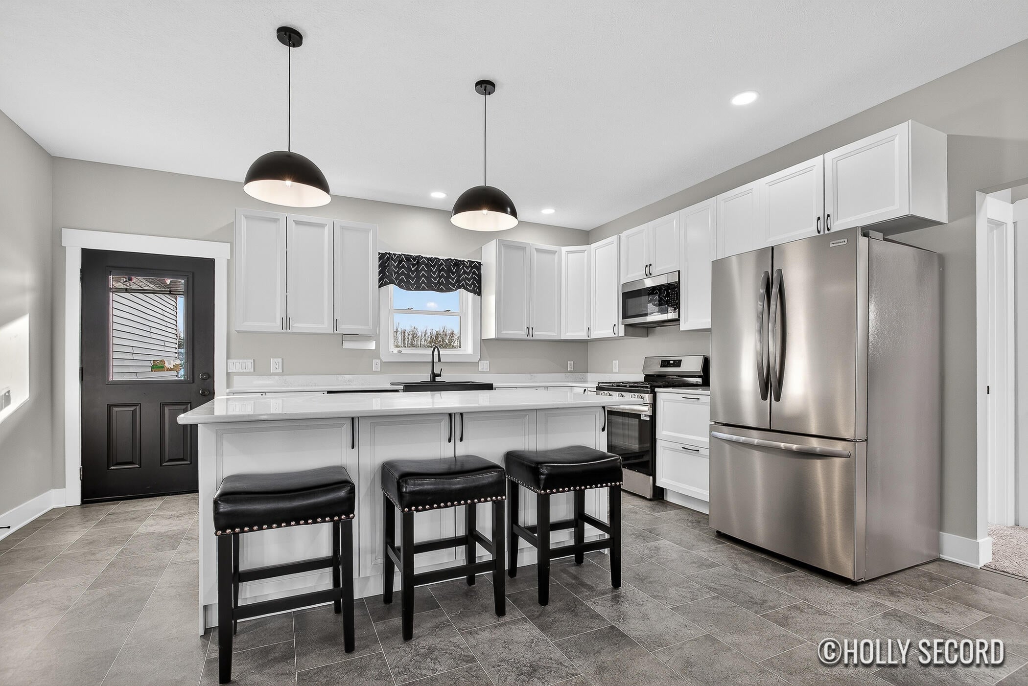2857 Peregrine Drive