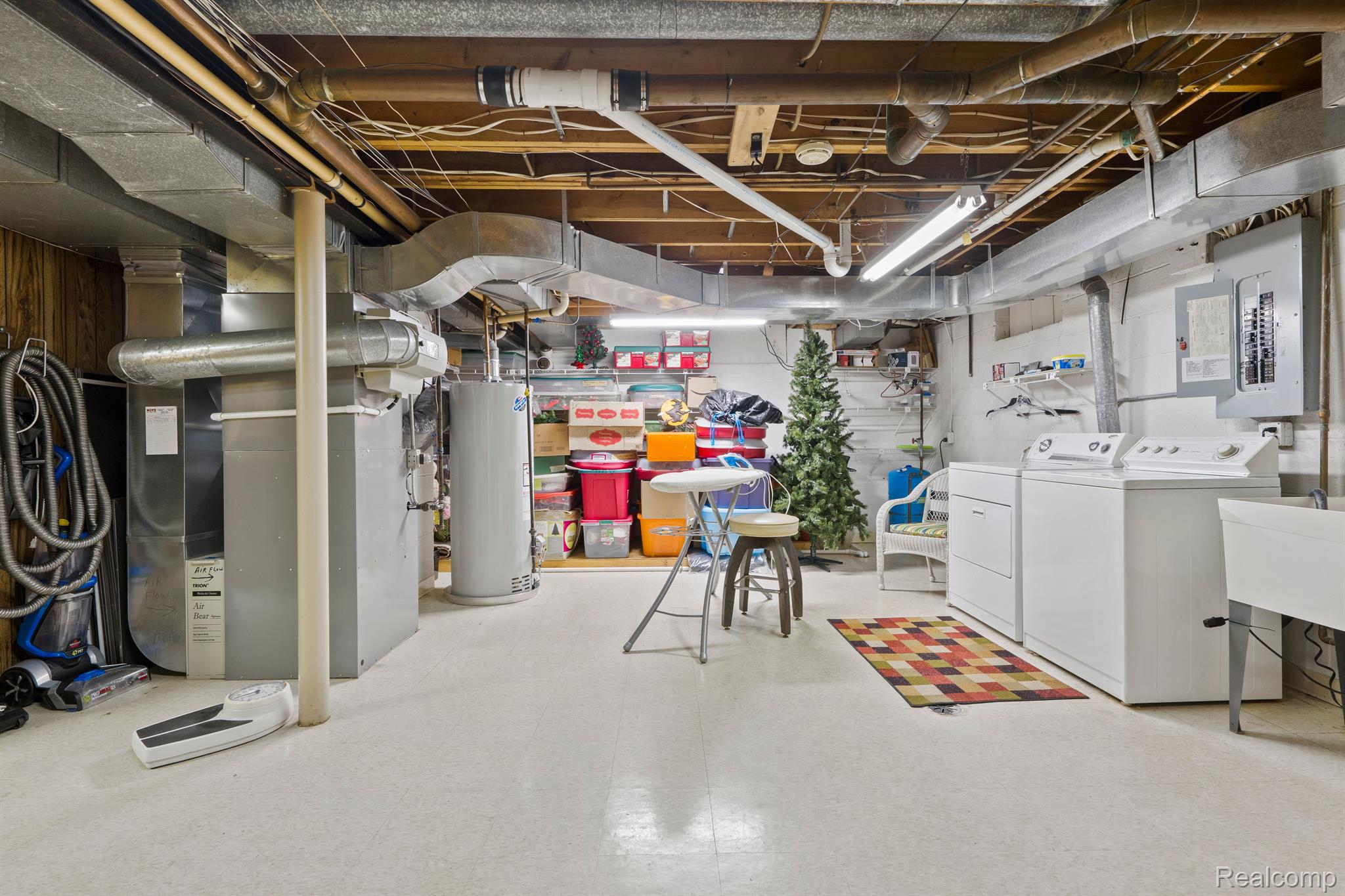 West Bloomfield Charter Township, Michigan 48324, United States, 3 Bedrooms Bedrooms, ,2 BathroomsBathrooms,Residential,Active,144632