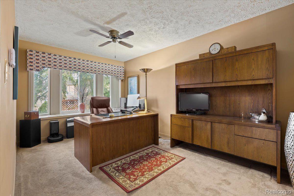 West Bloomfield Charter Township, Michigan 48324, United States, 3 Bedrooms Bedrooms, ,2 BathroomsBathrooms,Residential,Active,144632