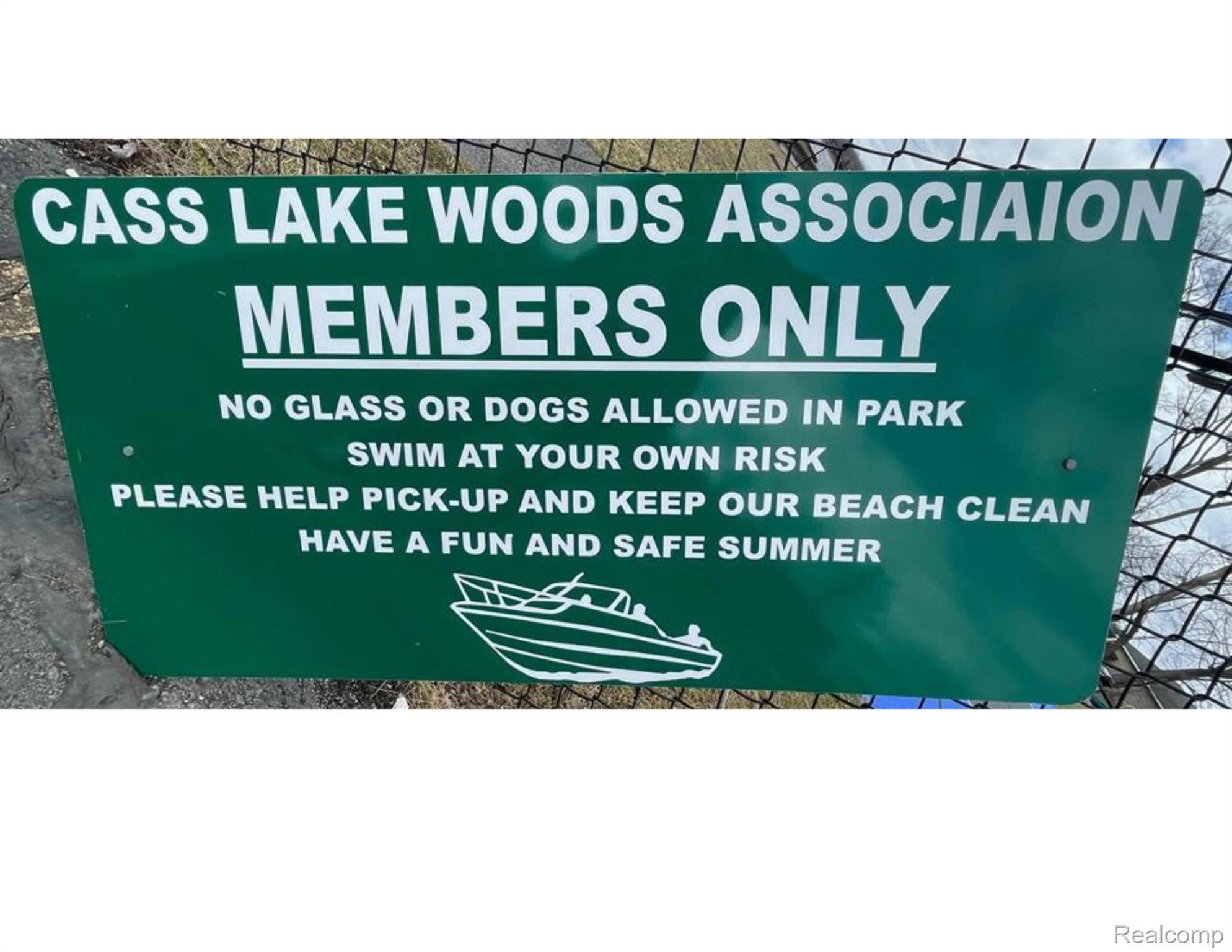 West Bloomfield Charter Township, Michigan 48324, United States, 3 Bedrooms Bedrooms, ,2 BathroomsBathrooms,Residential,Active,144632