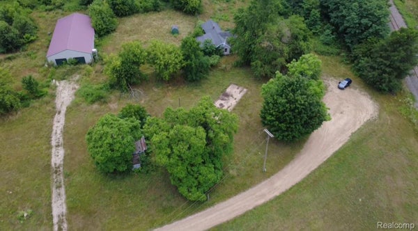 62769 WALNUT ST, BANGOR, MI 49013 - Image 64bf6f5bb9dbec96eccd84717eca263e/828158339