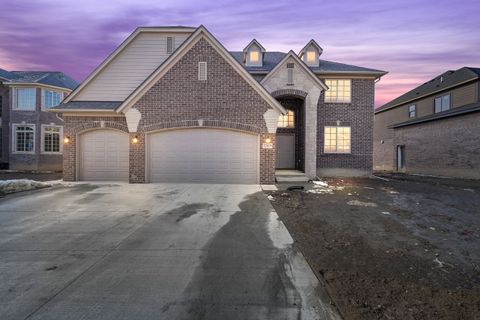 18857 Via Firenze Macomb Township MI 48044