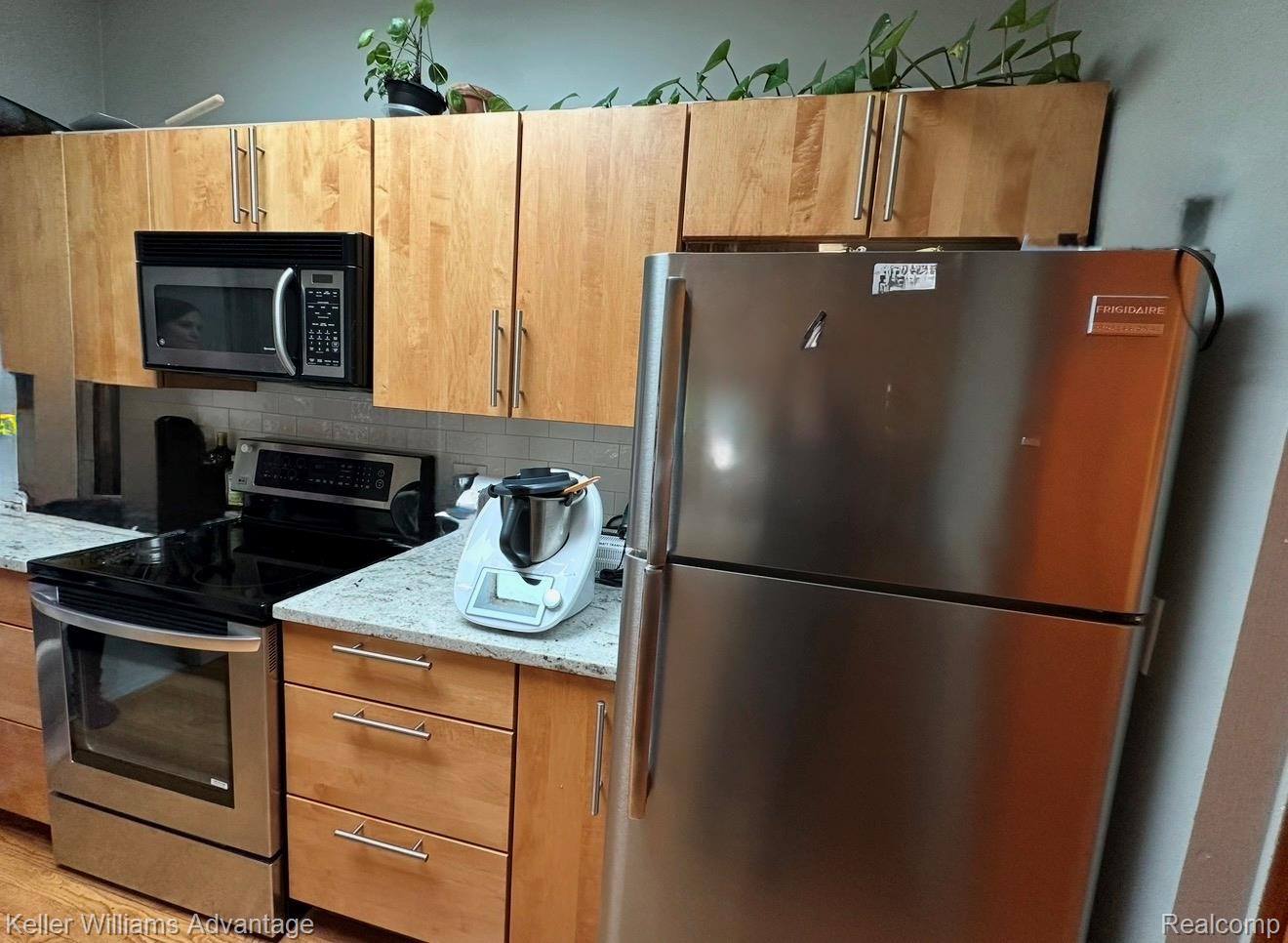 42168 LAKELAND