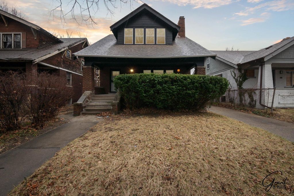 listing image 0