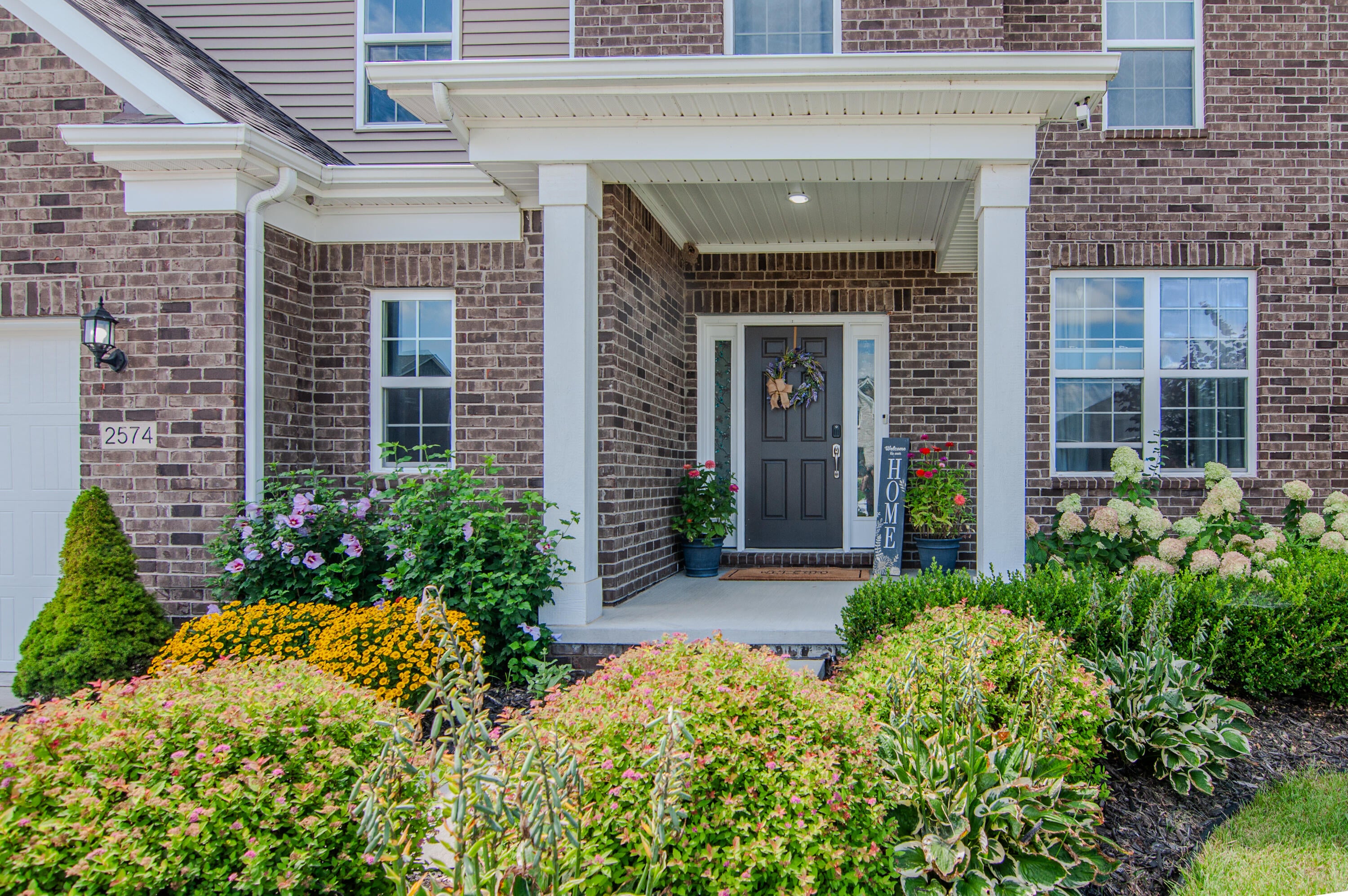 2574 Meadow Hills Drive