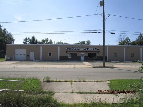 626 Oak Street Adrian City MI 49221