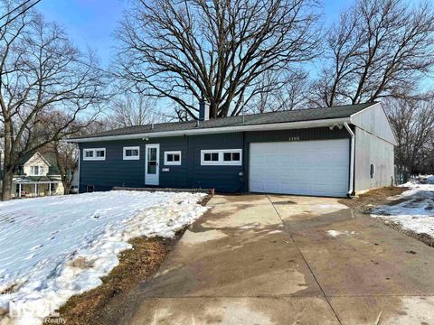 1105 Palmer Avenue Owosso City MI 48867