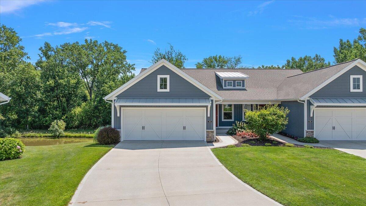 570 Riverbank Circle