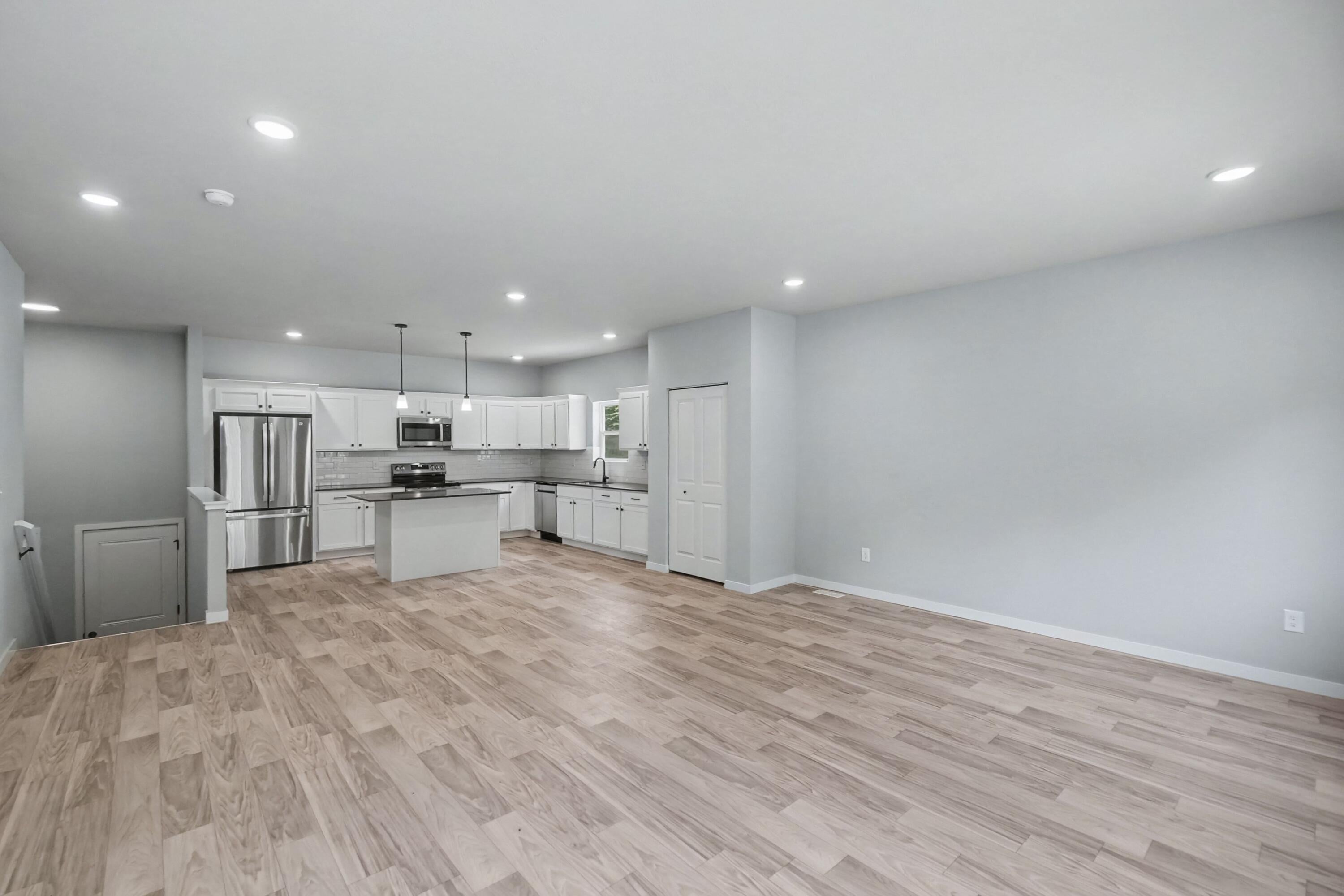387 Pinery Lane
