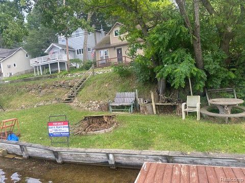 00 Heights Orion Charter Township MI 48362