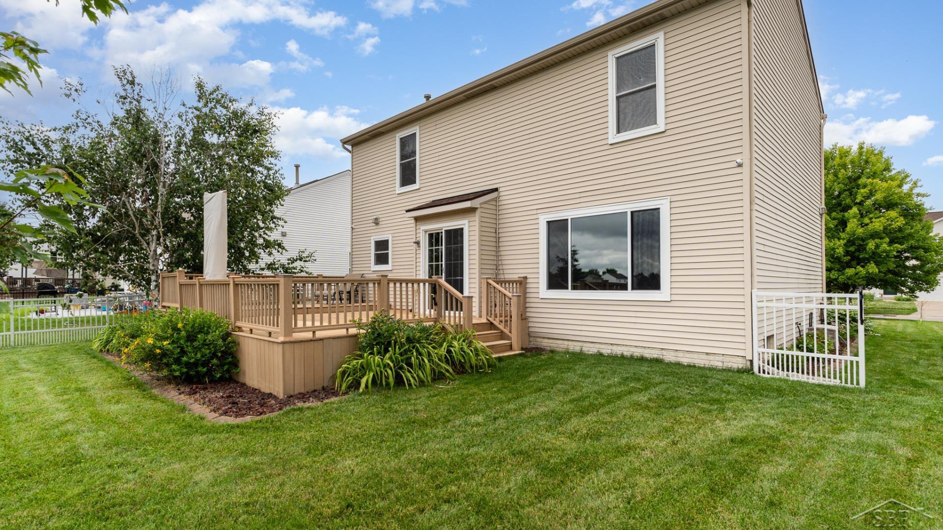 3244 Pine Run Dr Drive