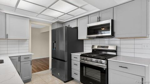 Tiny photo for 4667 Bloomfield Drive, Sterling Heights City, MI 48310 (MLS # 20261021367)