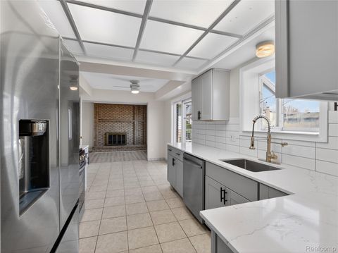 Tiny photo for 4667 Bloomfield Drive, Sterling Heights City, MI 48310 (MLS # 20261021367)