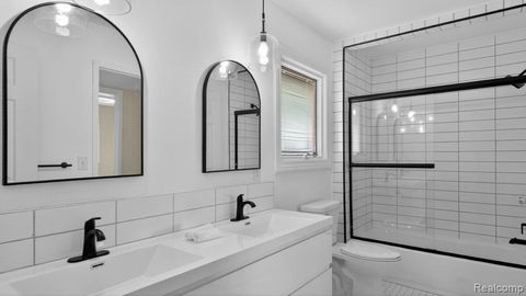 Tiny photo for 4667 Bloomfield Drive, Sterling Heights City, MI 48310 (MLS # 20261021367)