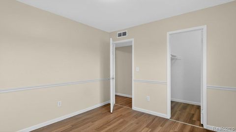 Tiny photo for 4667 Bloomfield Drive, Sterling Heights City, MI 48310 (MLS # 20261021367)