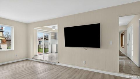 Tiny photo for 4667 Bloomfield Drive, Sterling Heights City, MI 48310 (MLS # 20261021367)