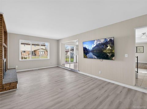 Tiny photo for 4667 Bloomfield Drive, Sterling Heights City, MI 48310 (MLS # 20261021367)
