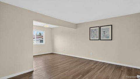 Tiny photo for 4667 Bloomfield Drive, Sterling Heights City, MI 48310 (MLS # 20261021367)