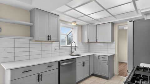 Tiny photo for 4667 Bloomfield Drive, Sterling Heights City, MI 48310 (MLS # 20261021367)