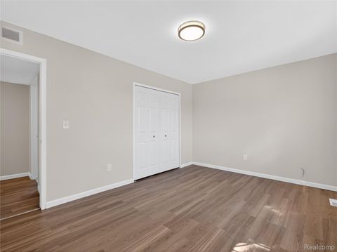 Tiny photo for 4667 Bloomfield Drive, Sterling Heights City, MI 48310 (MLS # 20261021367)