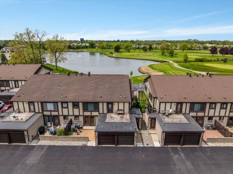 1089 COUNTRY CLUB Drive St Clair Shores City Macomb MI 48082