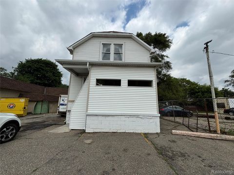 11429 E 8 Mile Road Warren City MI 48089