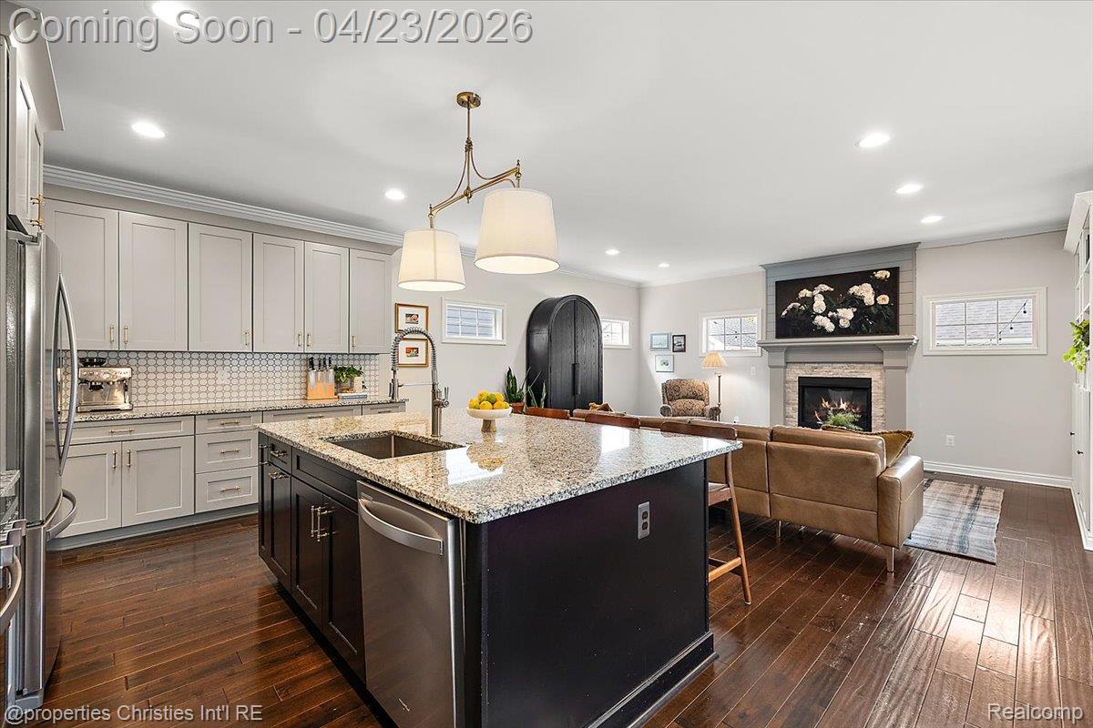 600 S Dorchester Avenue