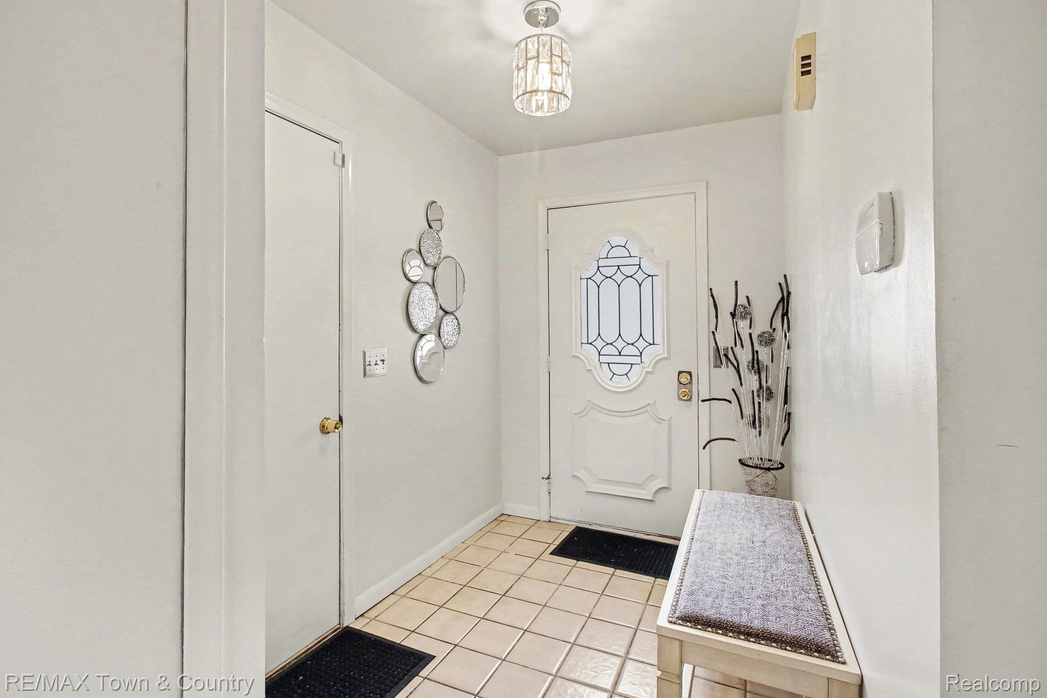 2442 Valley Oaks Circle 35