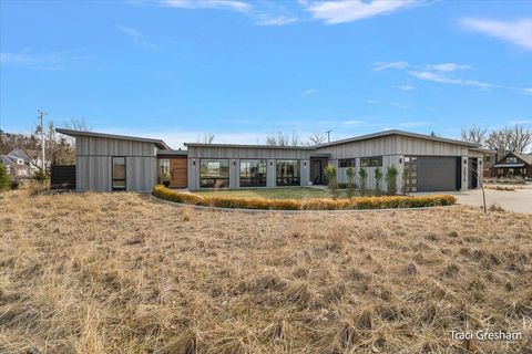 20028 North Shore Drive Grand Haven City MI 49456
