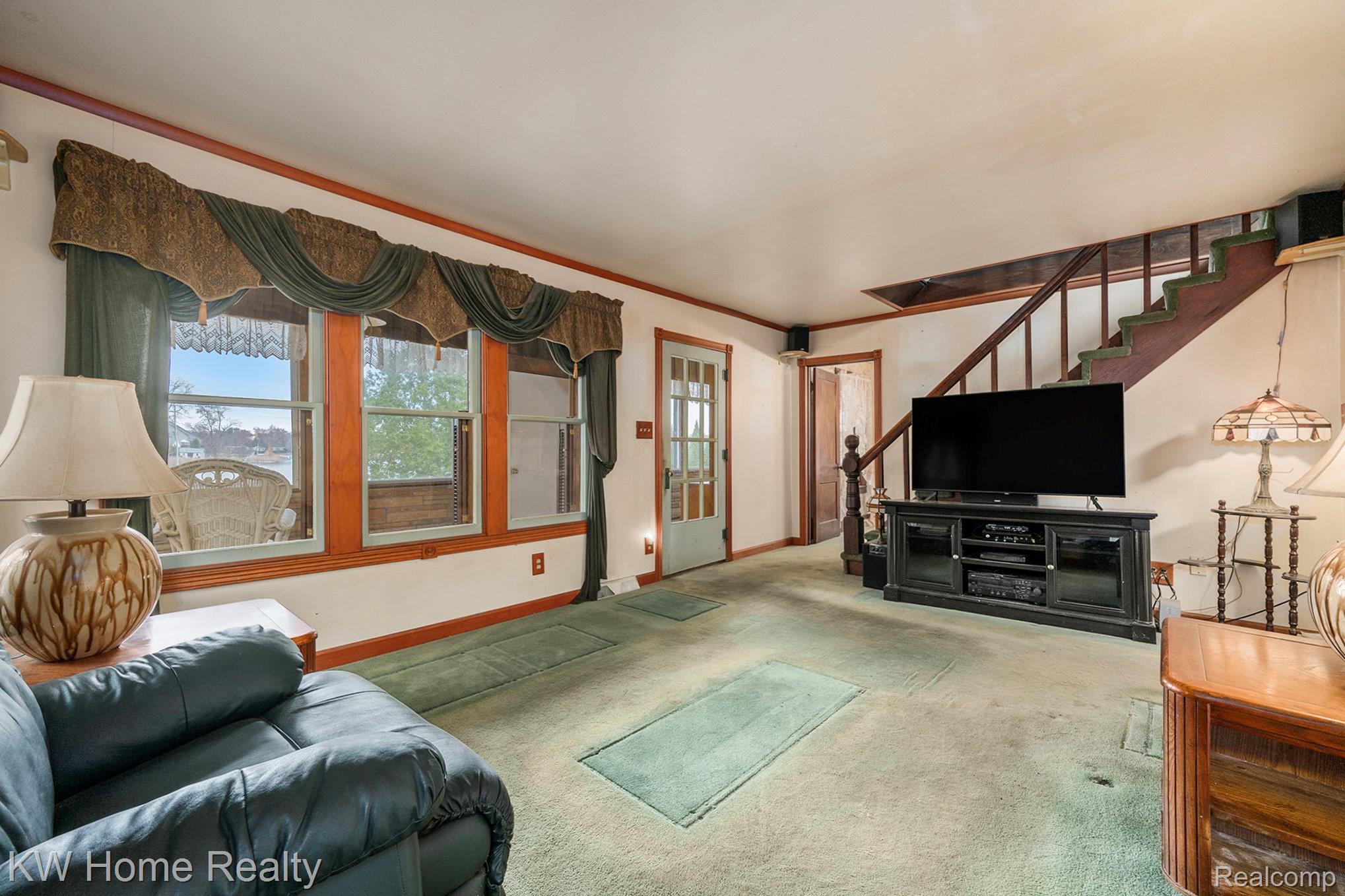 9630 Round Lake Boulevard