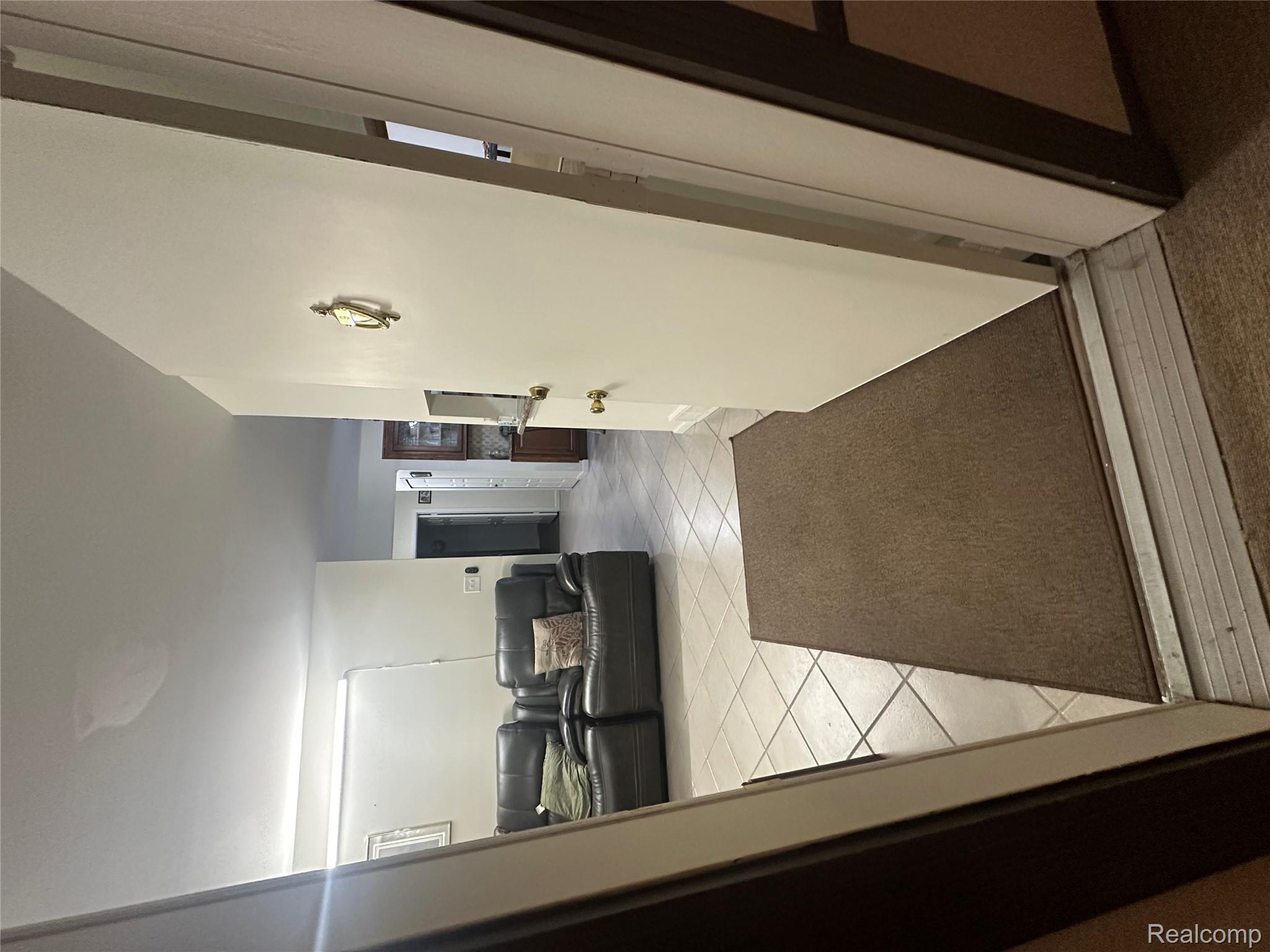 11720 15 Mile Road A9