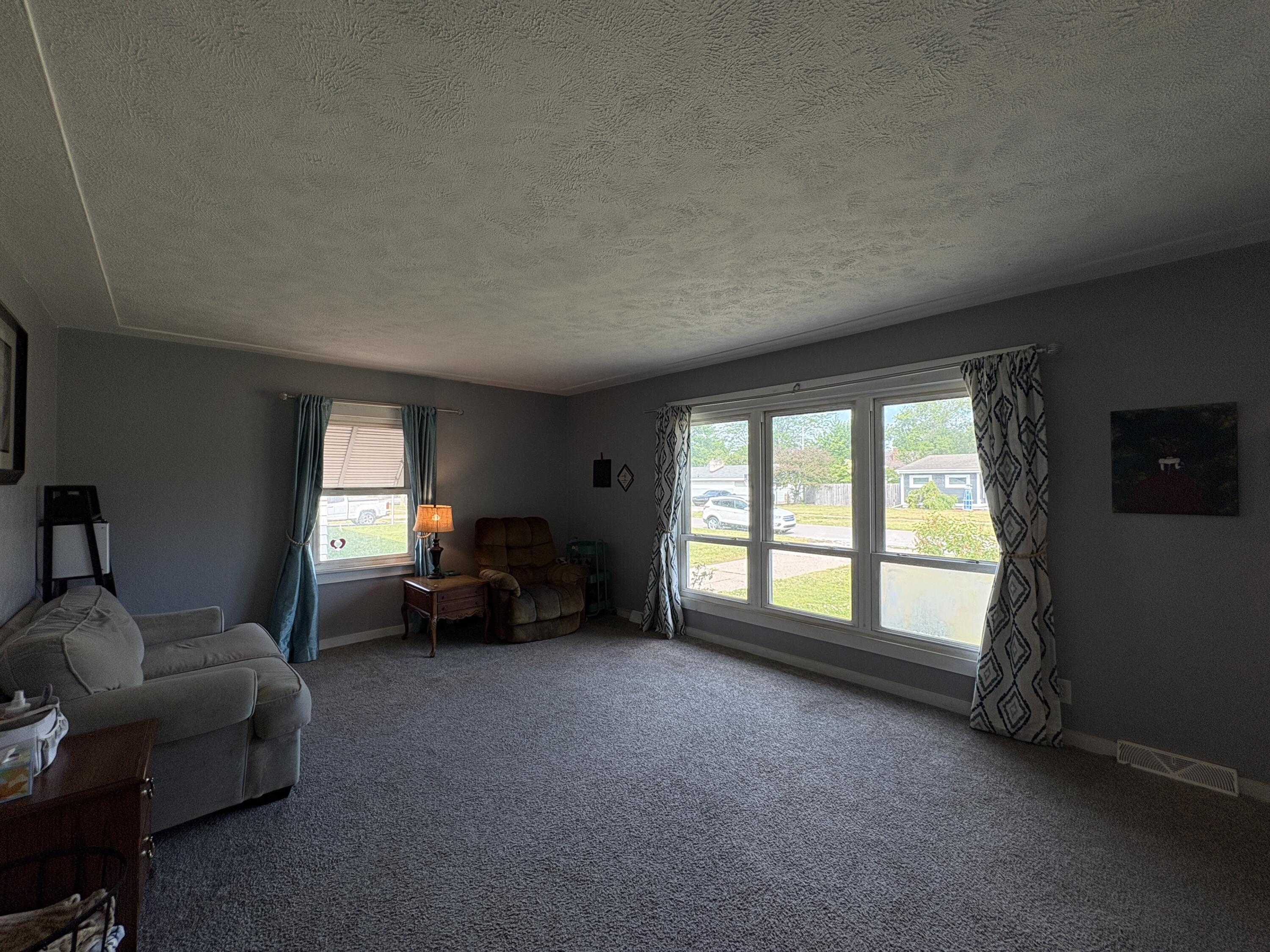 3062 Eastland Road