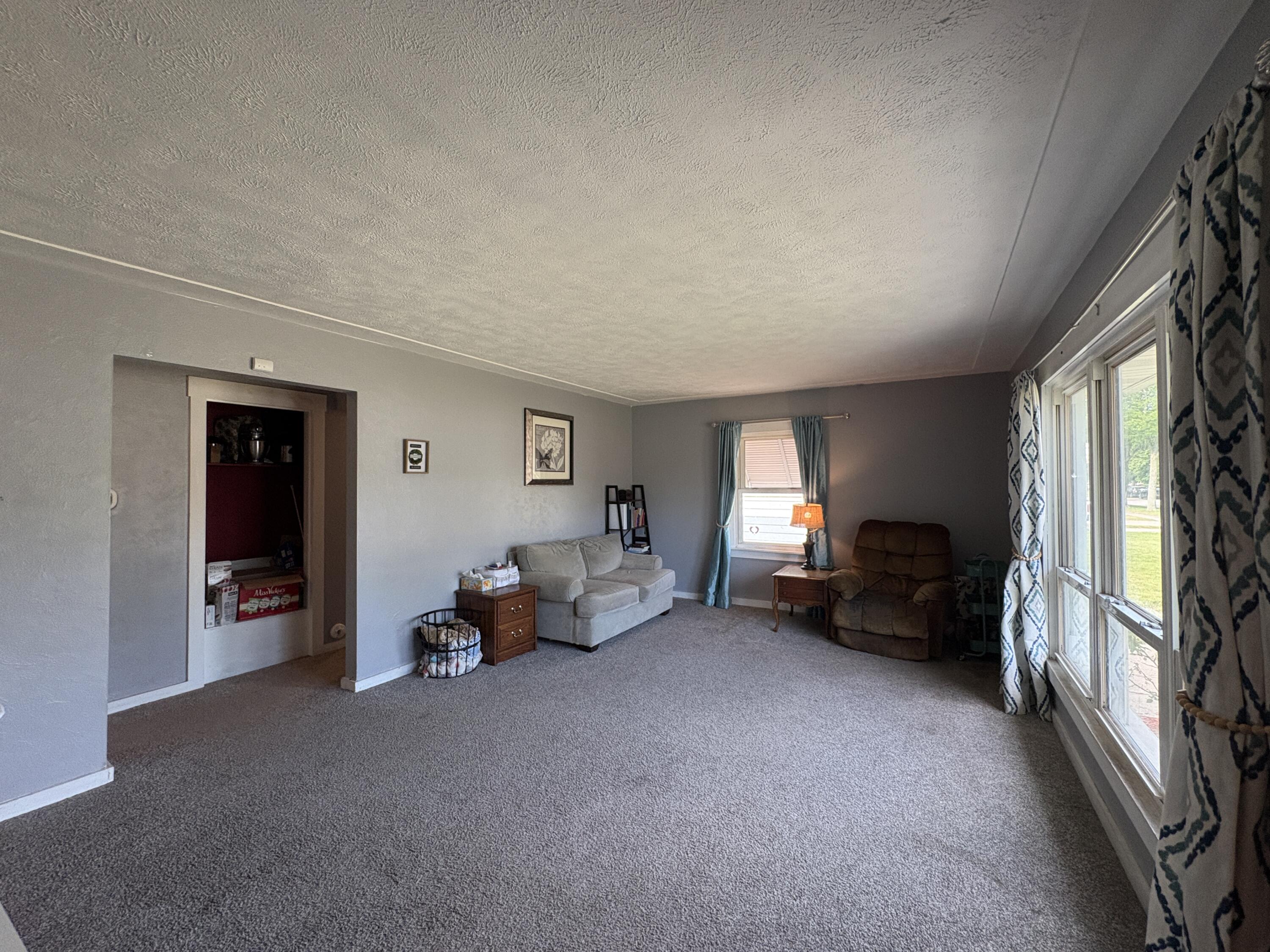 3062 Eastland Road