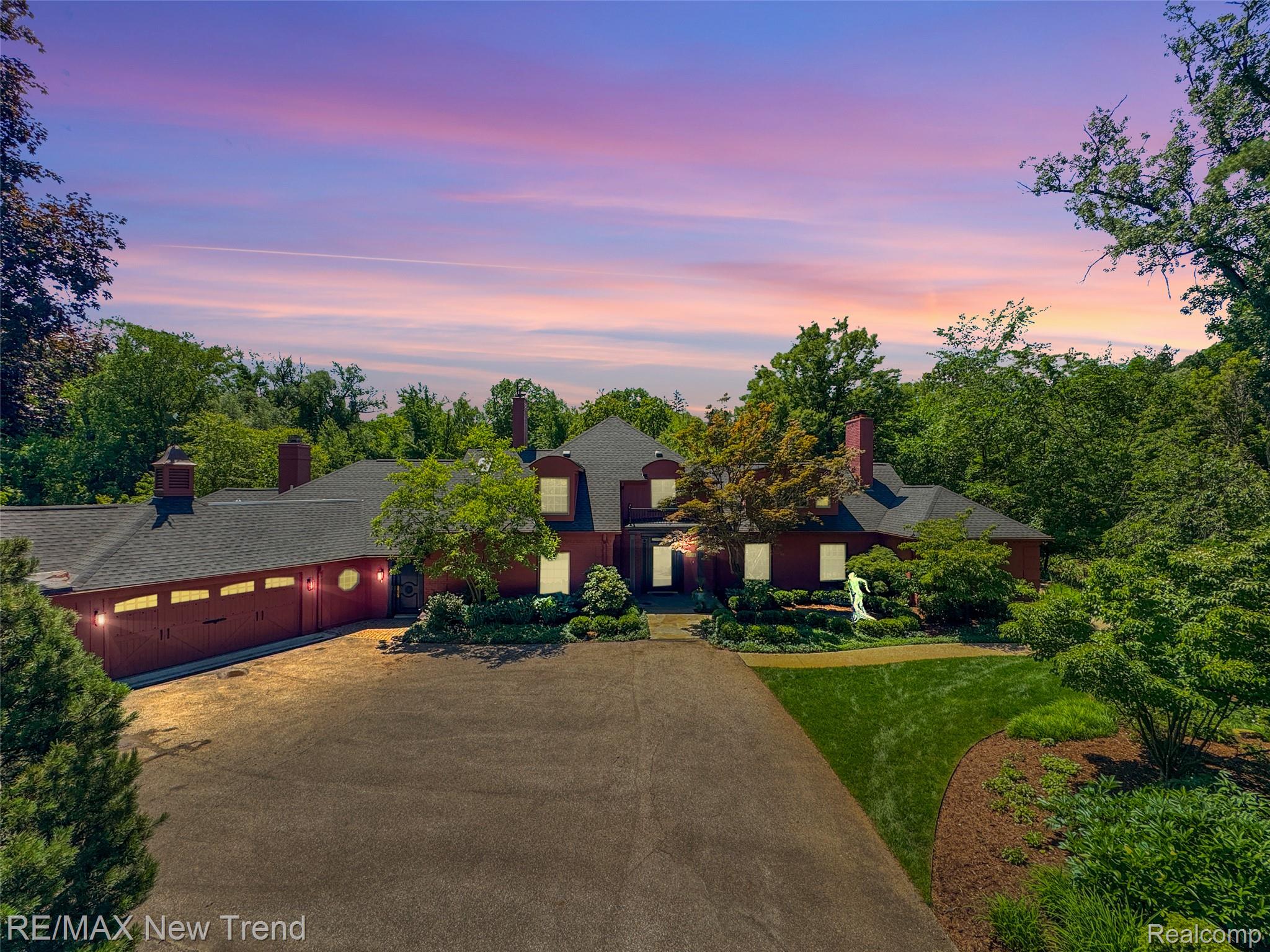 25733 River Drive