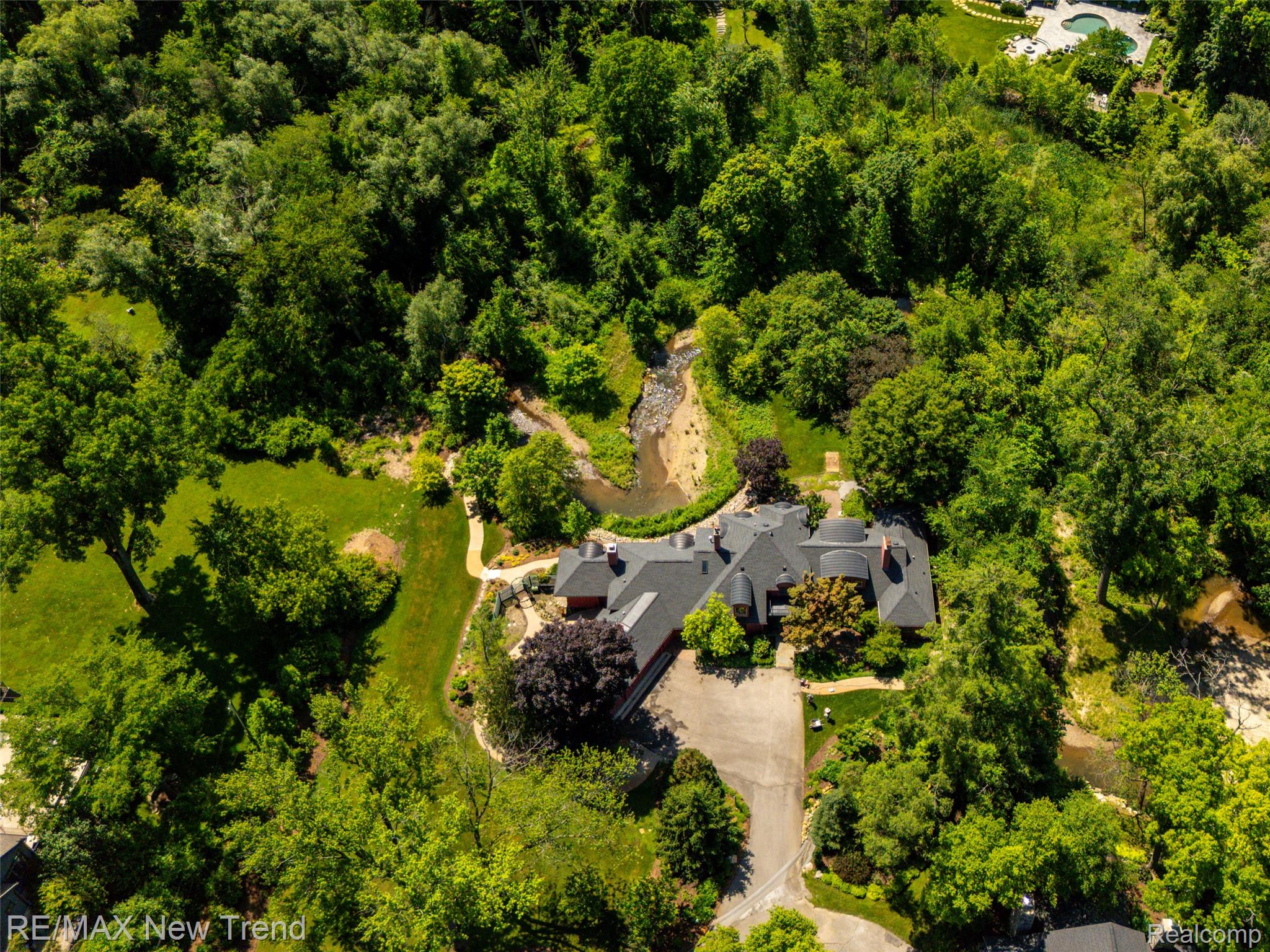 25733 River Drive