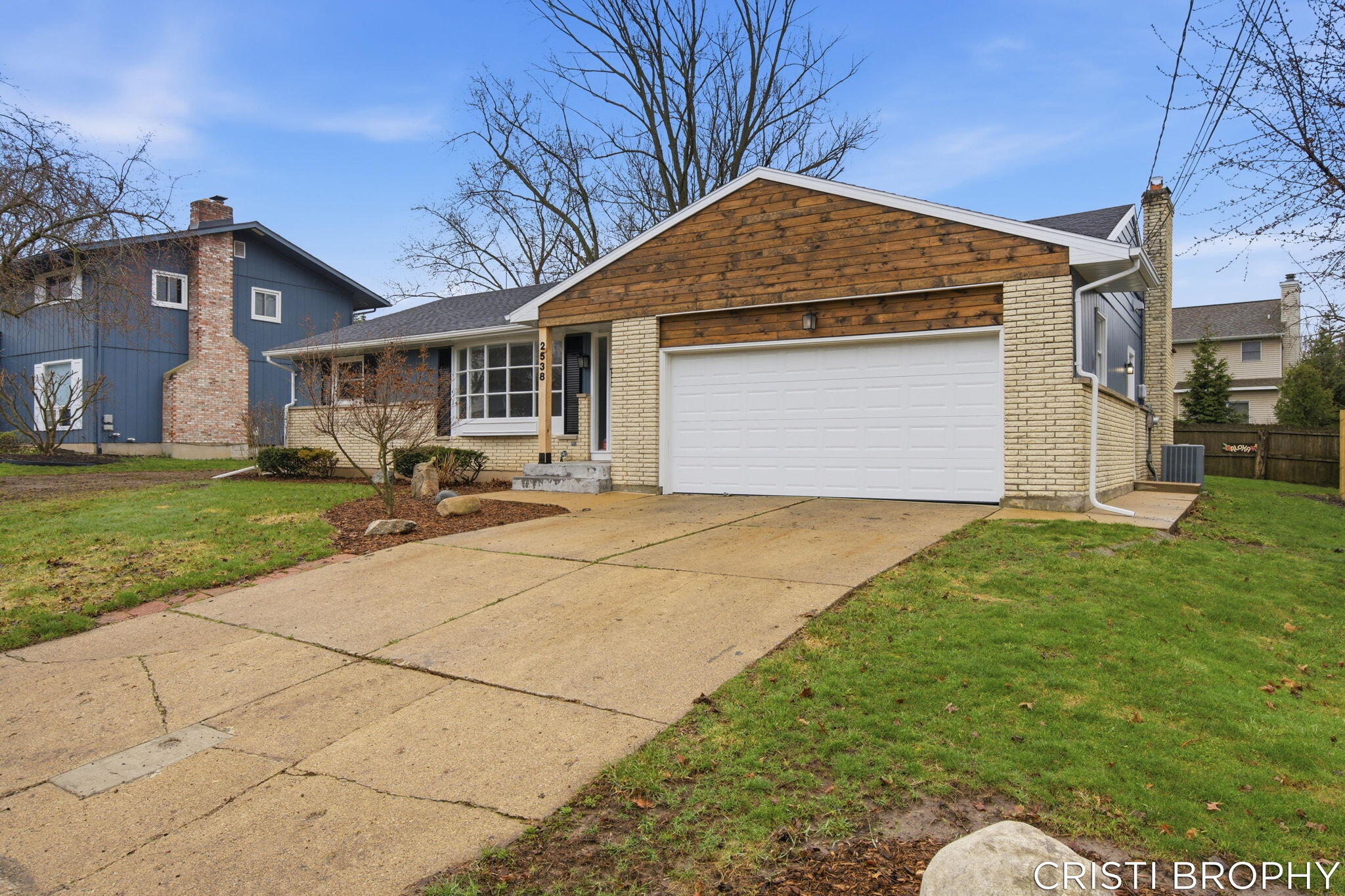 2538 Berwyck Road SE